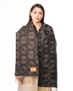 Cashmere influencer fashion