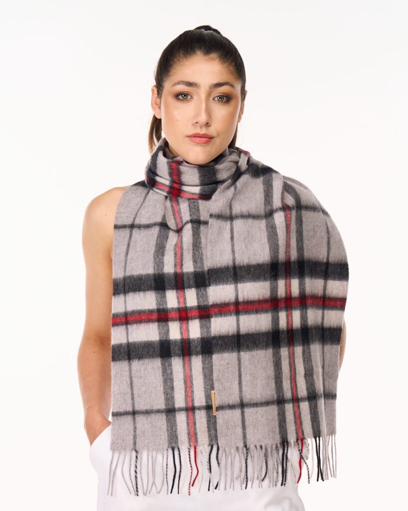 Edinburgh Cashmere DC Scott Cashmere Scarf ivory